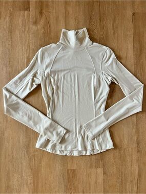 Lululemon Women’s Cream Long-Sleeve Turtleneck Top